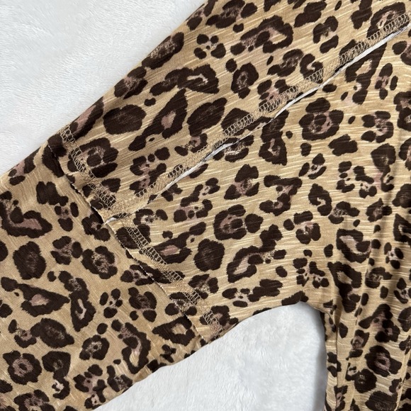 NEW Wonderly Curvy Leopard Print Long Sleeve Knit Top Size 2X Lightweight Layer - Picture 5 of 13